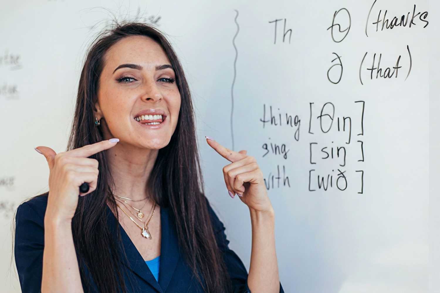 Aksan mı, Anlaşılabilirlik mi? Telaffuzunuzu Geliştirmenin Bilimsel ve Pratik Yolları 